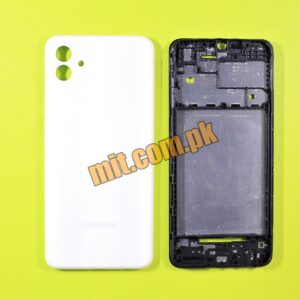 A 04 Samsung White Cassing